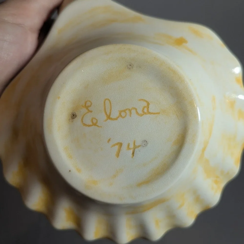 VTG Holland Mold 1974 Signed Ceramic Koi Fish Scallop Shell Soap Trinket Dish